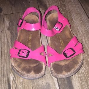 Pink Birkenstock’s Kids Sz 32/1